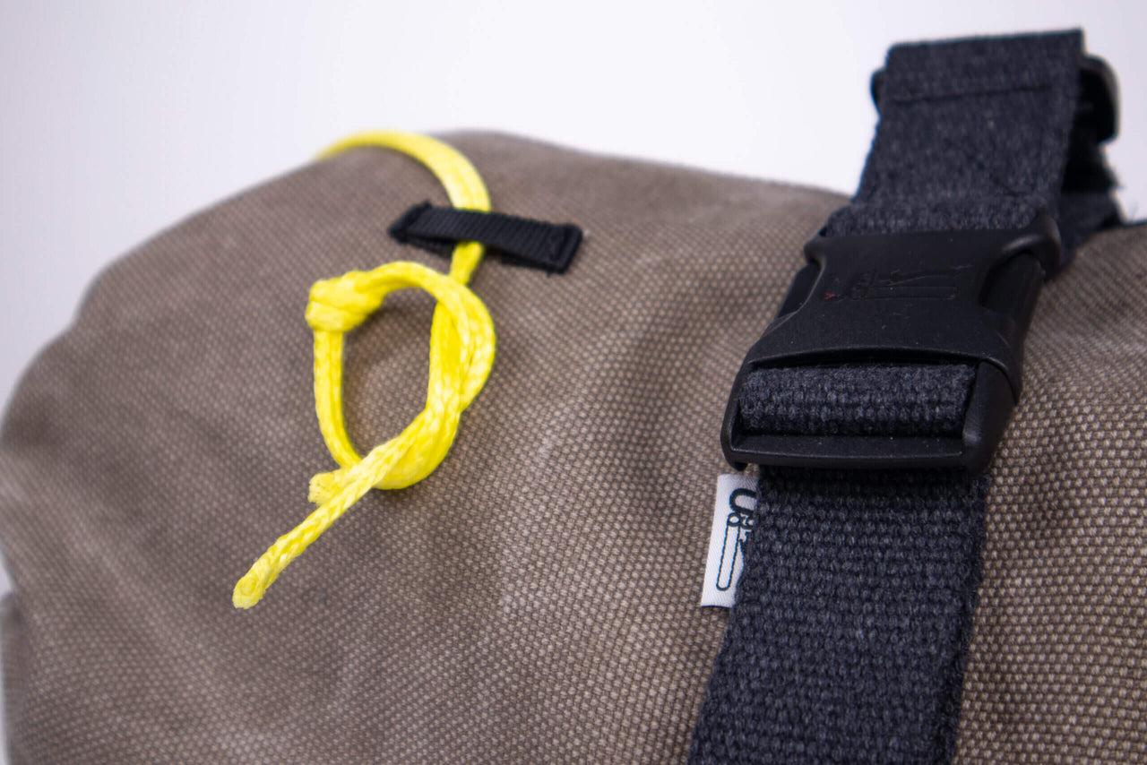 Secure dachshund carry bag safety clip