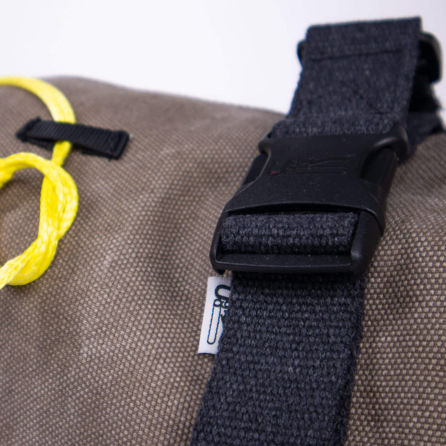 Secure dachshund carry bag safety clip